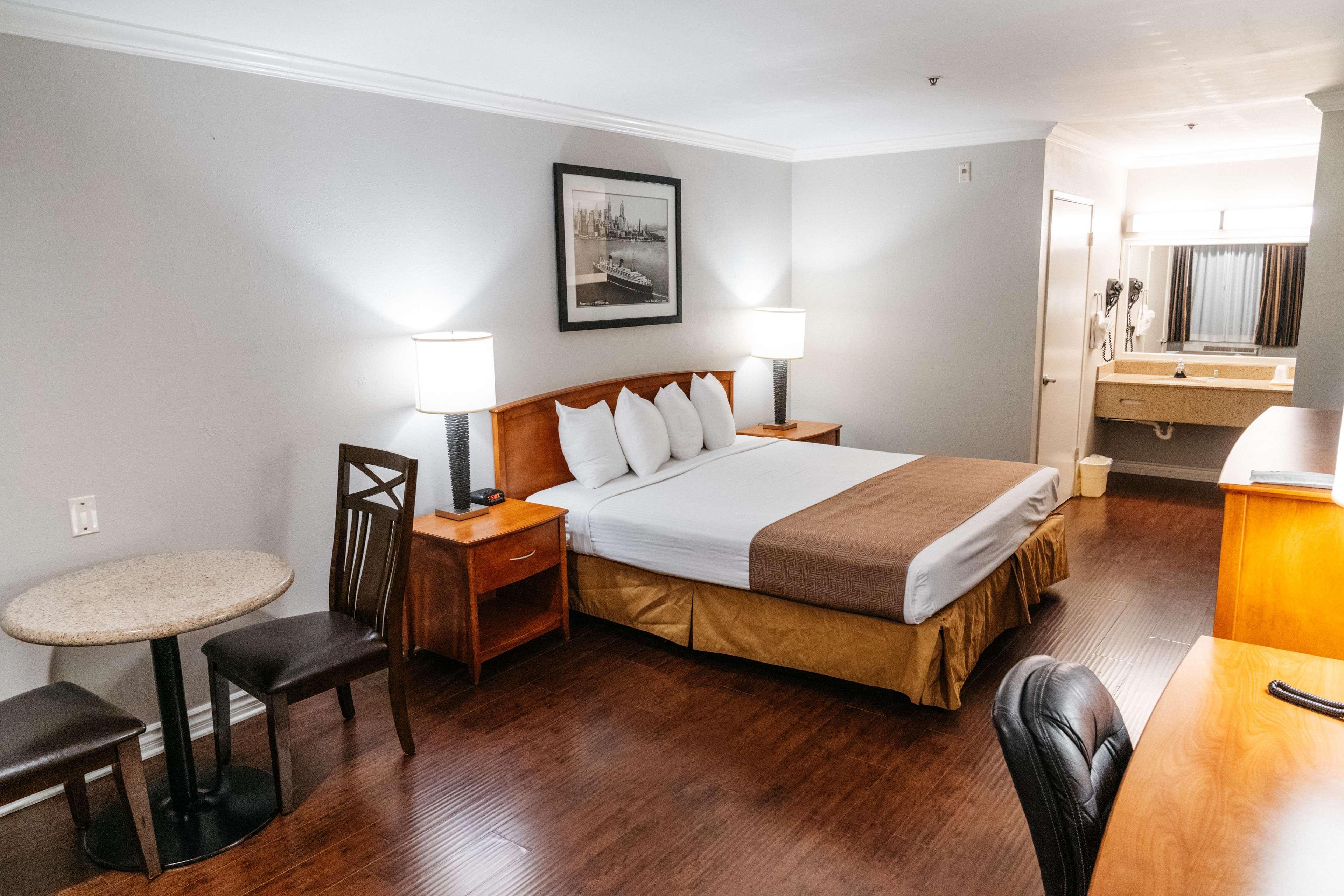 Best Western Palm Garden Inn Westminster Extérieur photo