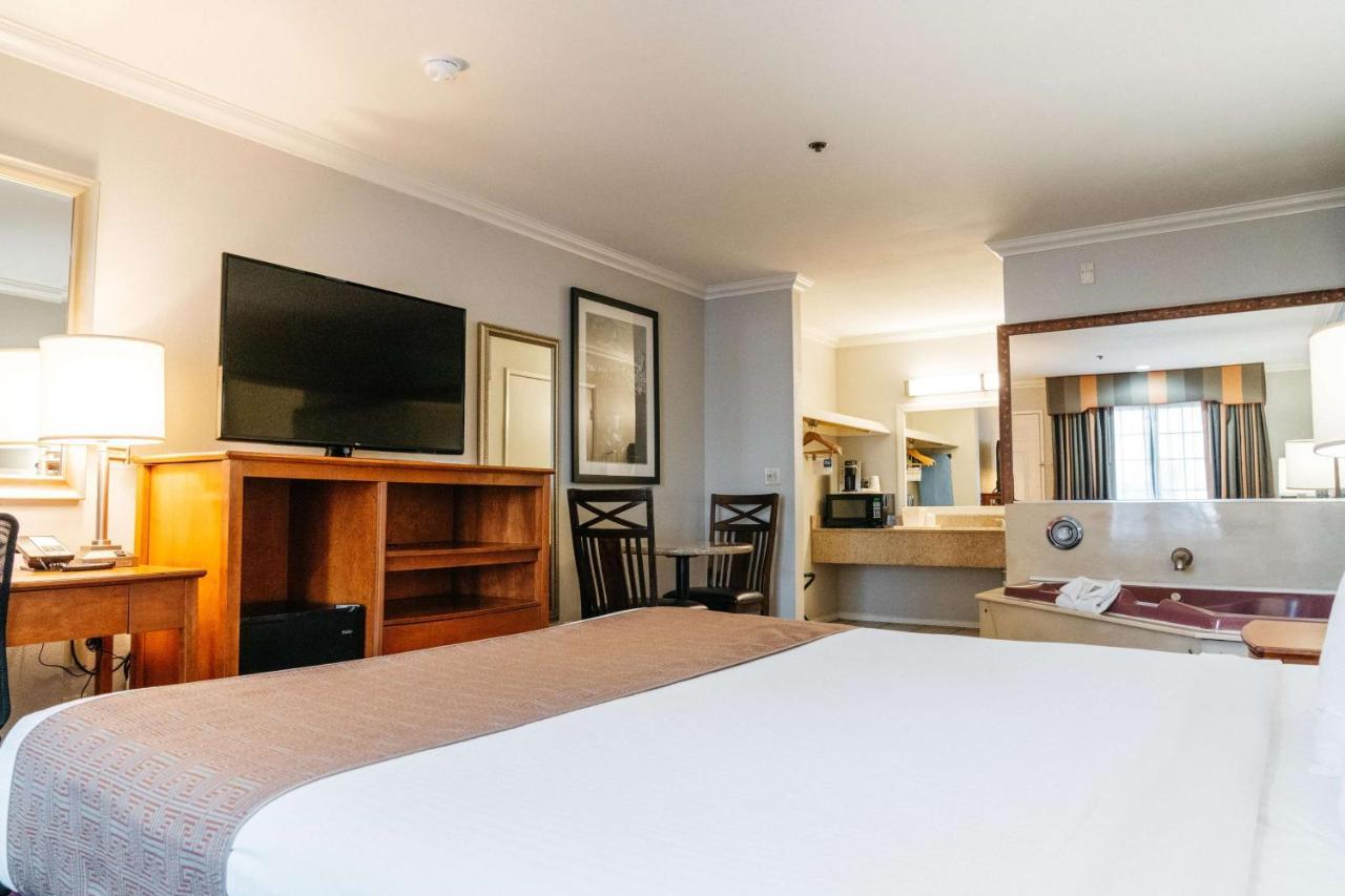 Best Western Palm Garden Inn Westminster Extérieur photo